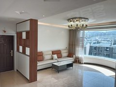 曲靖麒麟万达广场凤凰水榭四室全新,可短租避暑万达广场外滩旁公园里晶苑花园恒大出租房源真实图片
