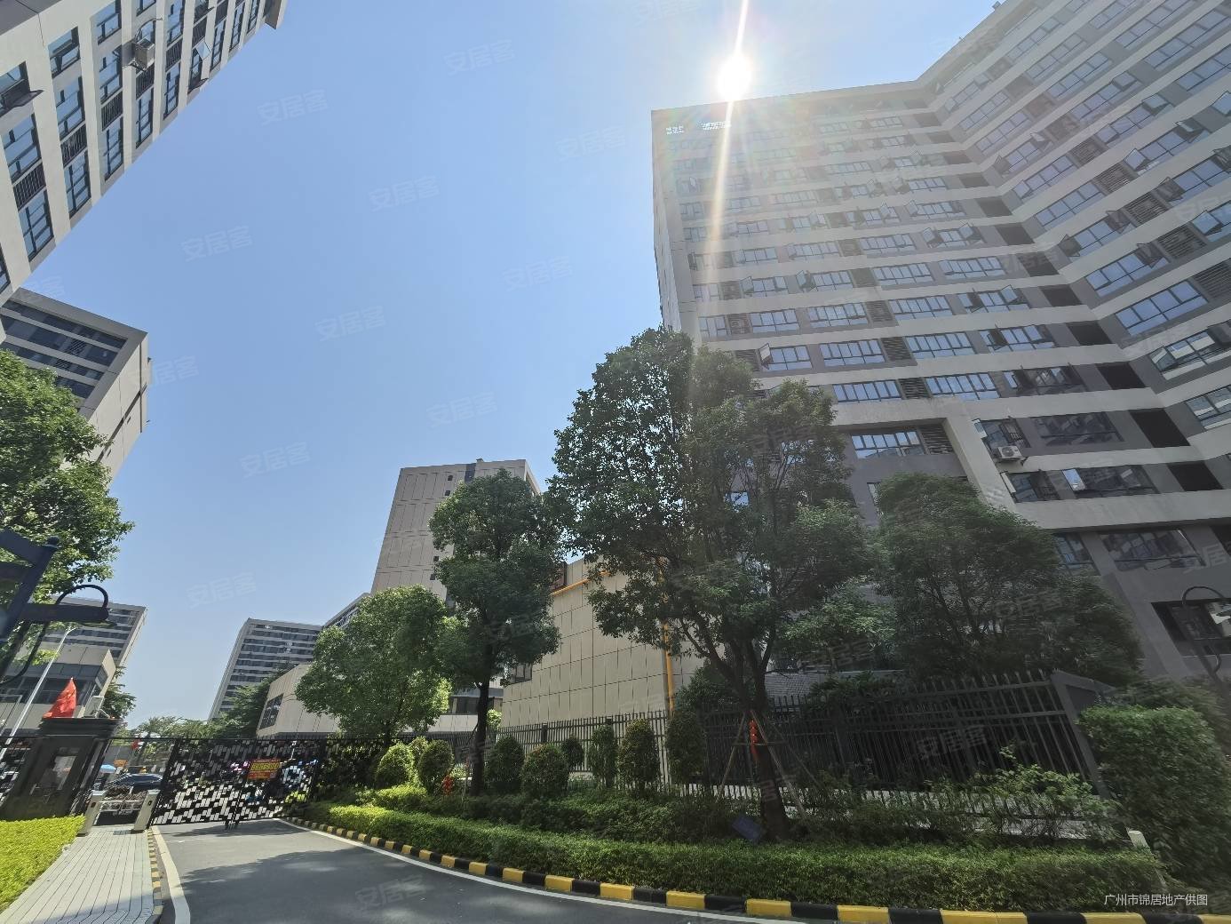 毛坯一手房碧桂园星港国际莲塘地铁小区公寓