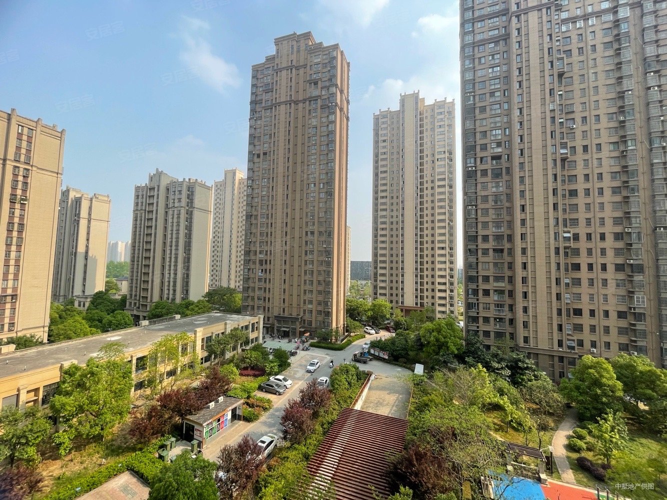 国开公馆东边户四房看房随时满二省税诚意出售