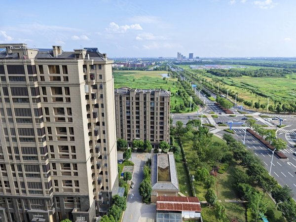 苏州吴江太湖新城绿地香奈可短租 可月付 苏州湾东地铁口 吾悦广场