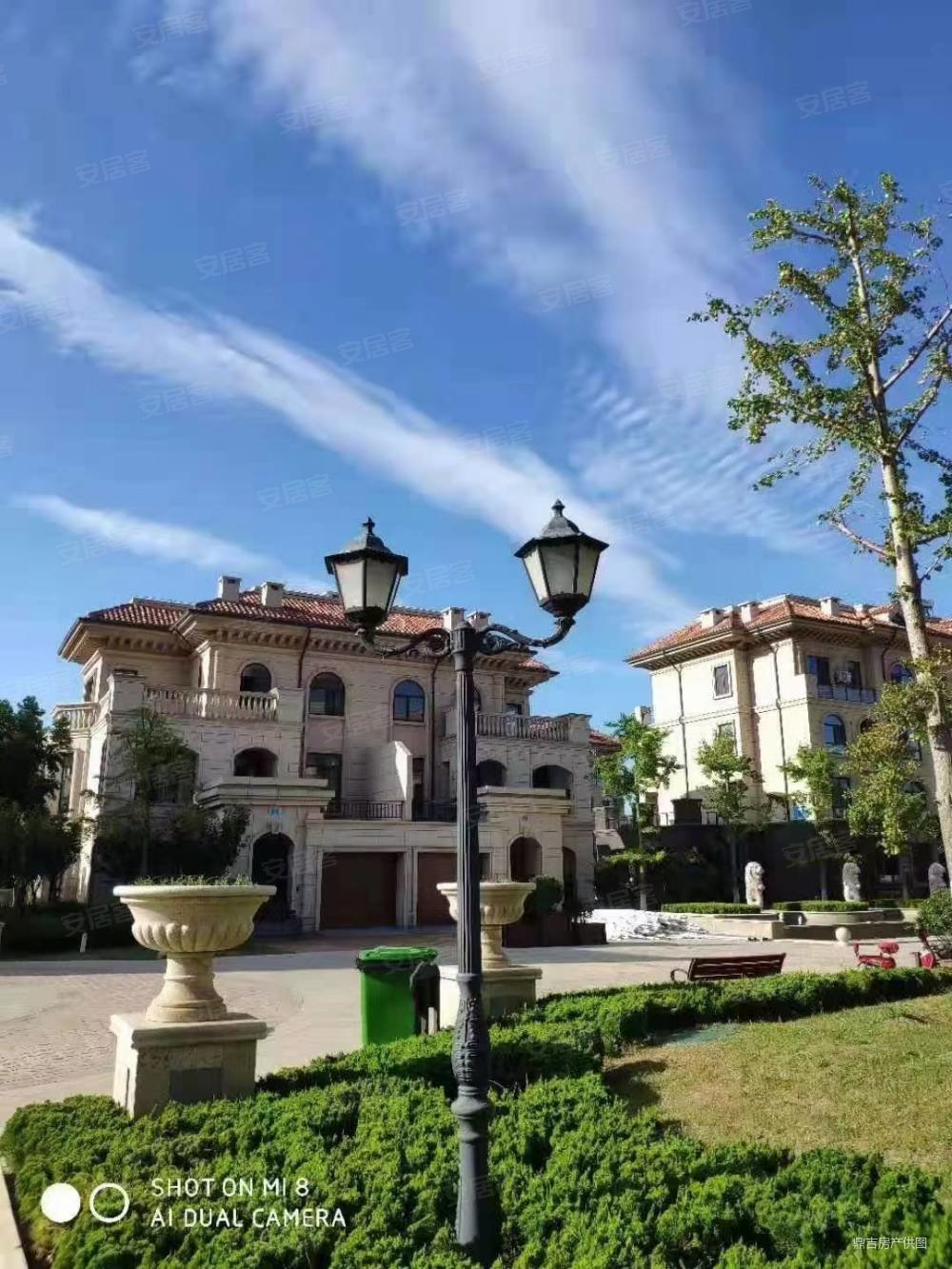 威海南海新区奥莱小镇六楼96平精装三室送12米阳台准现房