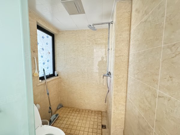 镇江句容宝华小学濠锋星钻濠锋星钻 精装两房 干净整洁 拎包入住 楼下超市 菜场出租房源真实图片