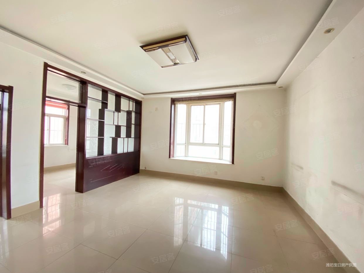 龙苑新村(南区)|黄山路6636号3室2厅2卫143平方米