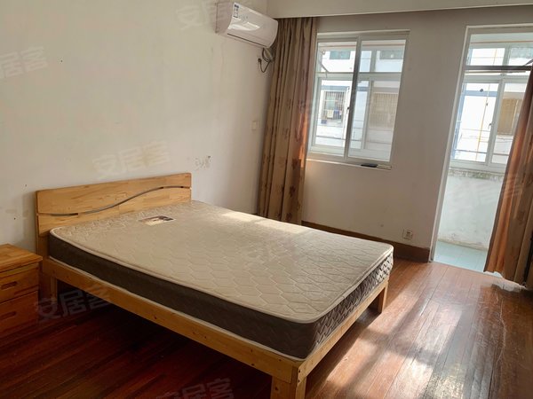 苏州太仓城厢南园新村(太仓)出租南园新村,2楼,老精装,2.