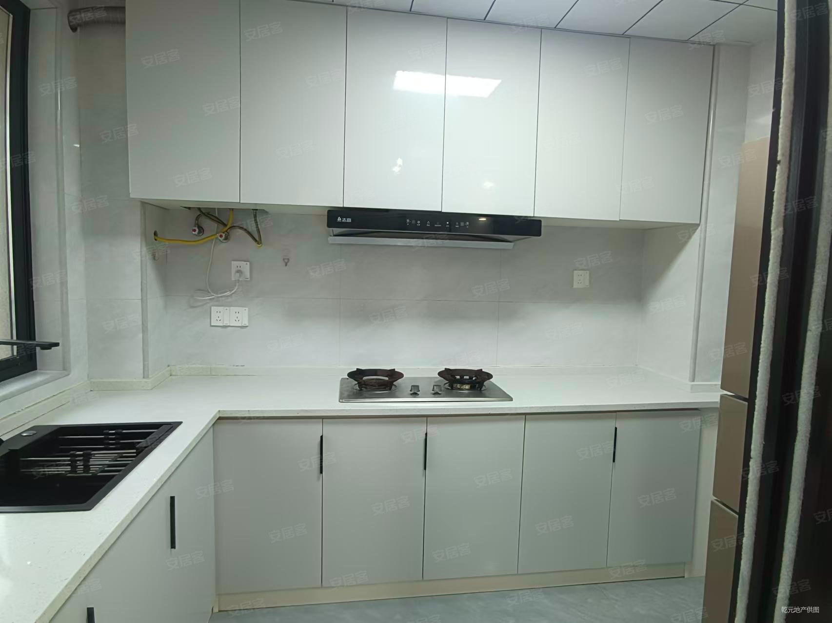 复兴苑3室2厅2卫98㎡南北65.5万