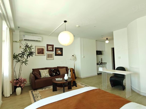 上海静安西藏北路兴亚广场(商住楼)新上 3号宝山路地铁 电梯高层 视野