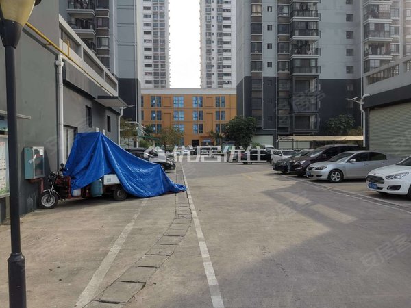 南宁江南10 1商业大道洪福花园江南区 恒大城旁 洪福花园 精装4房