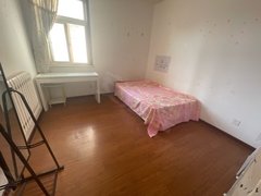 青峰路小区 3室0厅1卫