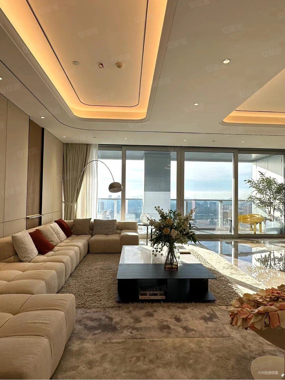 上海房产网>上海二手房>浦东二手房>陆家嘴二手房>汤臣一品>
