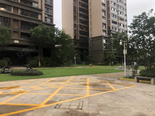 【多图】珠海奥园广场(商住楼),上冲租房,奥园广场公寓楼 山姆会员店