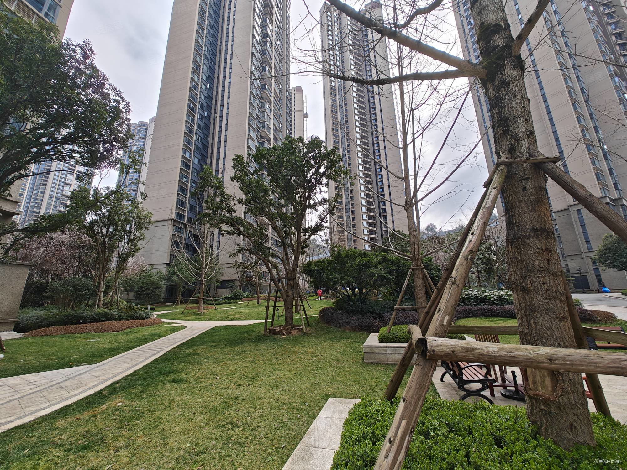 急售北站旁恒大帝景195w买1层得2层价格可谈