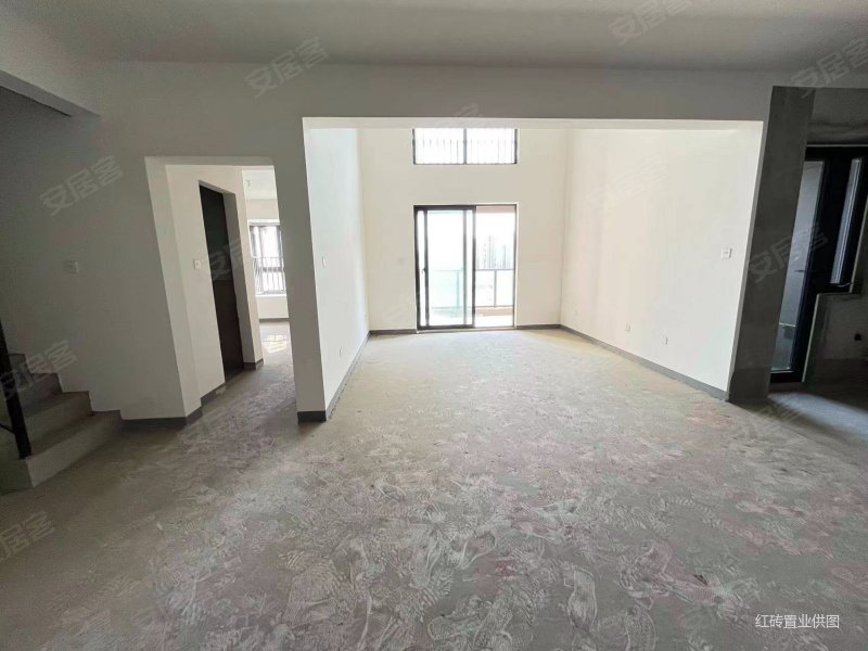 中航樾玺空中别墅全新毛坯楼层和位置俱佳房东急售