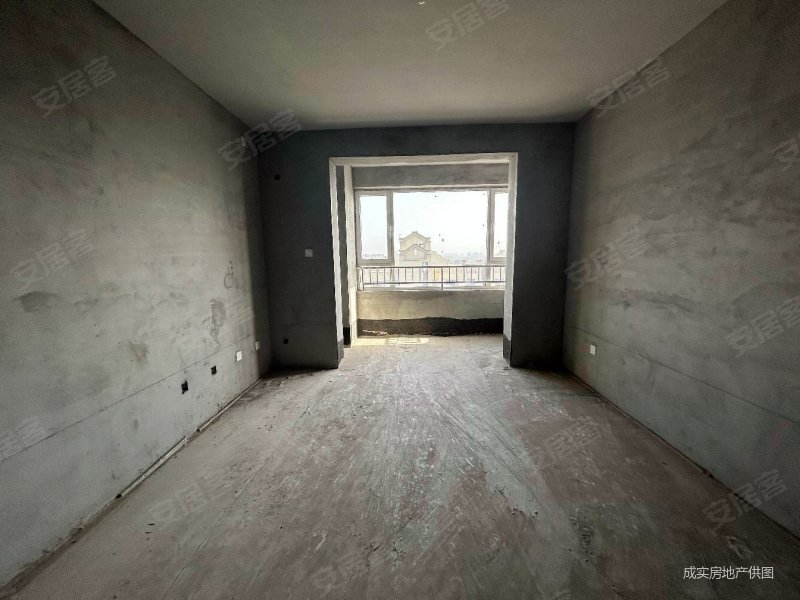 百岛绿城,市证,可按售楼部流程购买,两室朝南,户型方正!