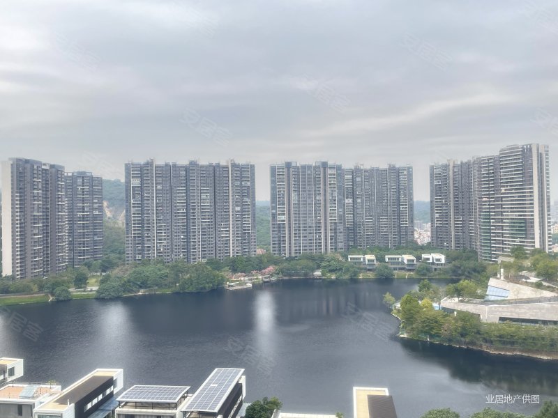 时代南湾4室2厅2卫145.52㎡南北258万