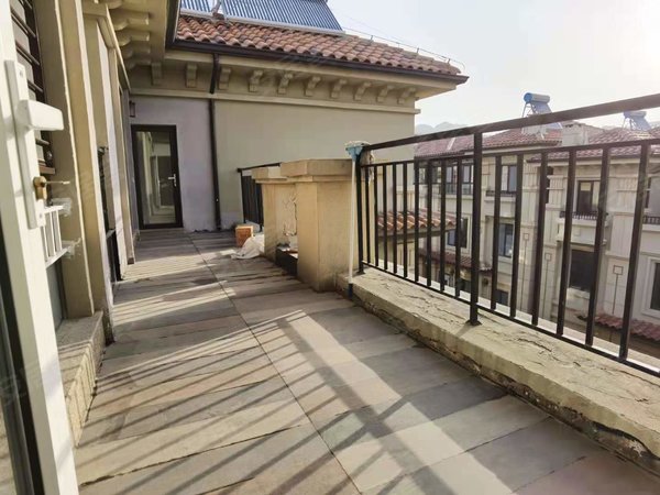 青岛黄岛东方影都大溪谷(一期别墅)大溪谷