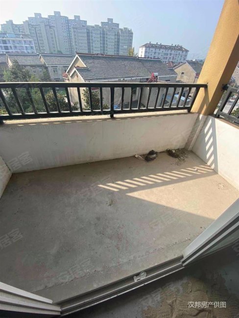 急卖急卖东骏华府大三房总价低两房朝南四桥入口