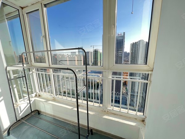 石家庄长安长征街紫晶苑紫晶苑精装两室!紧邻乐汇城!南三条!勒泰!