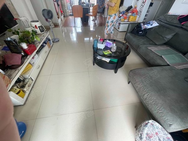 凌乱为实,实际拍摄,看房子方便,价格可以沟通,出租房源真实图片