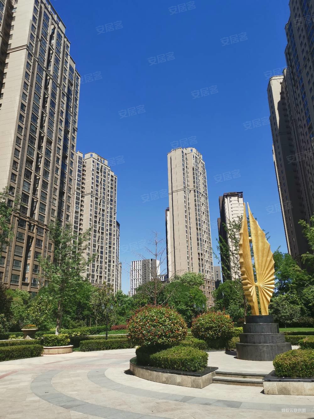 碧林湾20万精装保养好96平米3室户型有本满2看房方便