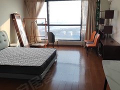 平湖乍浦镇乍浦靠近菜场旁，超干净一室一厅一厨一卫出租，封阳台实拍真房出租房源真实图片