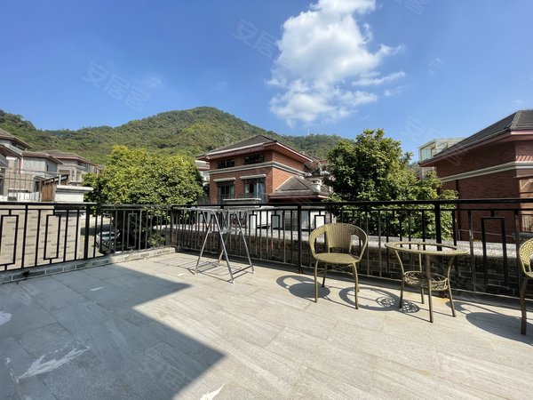 深圳罗湖莲塘仙湖山庄(二期别墅)仙湖山庄(二期别墅) 5室2厅4卫 精