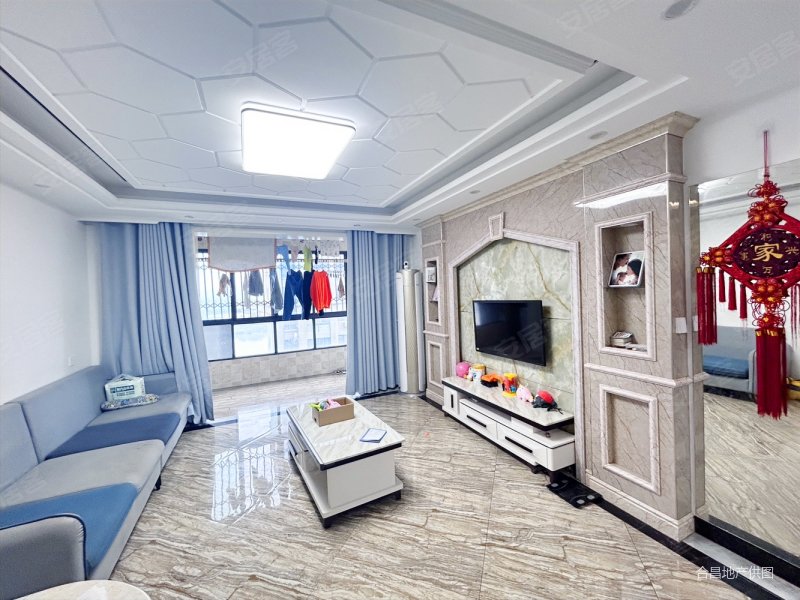 三房两卫!豪华装修!价格能谈!随时可看!