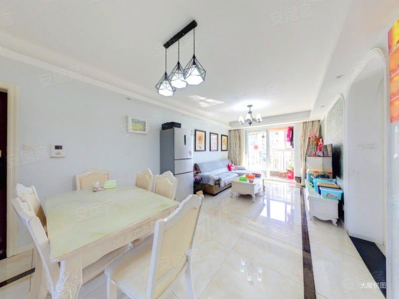 近地铁 不靠高架 送车位 高楼层 视野开阔,景瑞御蓝湾二手房,165万,3