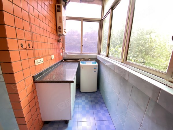 急租急租中医院对面朵力名都小区房子干净卫生近轻轨站