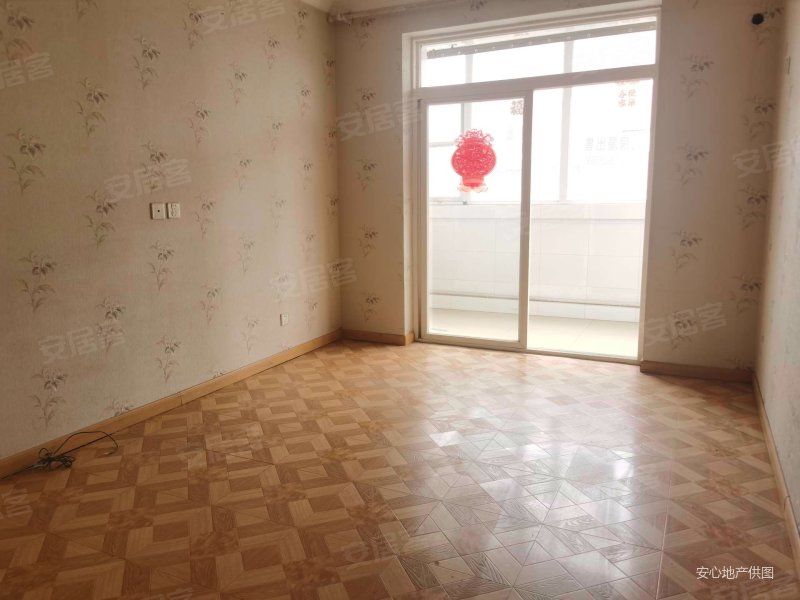 憩园小区出行方便南北通透精装修中间楼层商品房