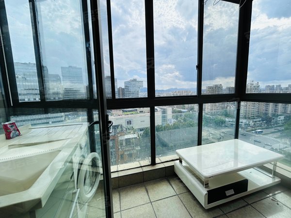 杭州拱墅申花昆仑橡树园申花 城西银泰 5号线萍水街站 运河体育公园