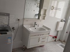 咸宁咸安咸宁职业技术学院白茶五组自建房小区 2室1厅1卫出租房源真实图片