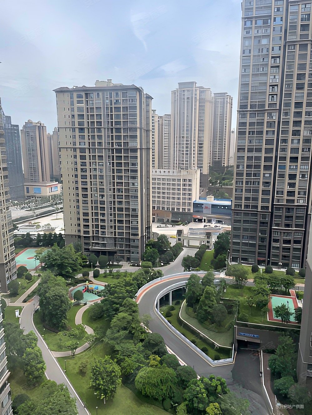 重庆房产网>重庆二手房>丰都二手房>丰都城区二手房>龙城华府御峰>