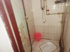 桂林秀峰嘉多国际广场押一付一可短租东安街世纪花园附近单间4楼免费停电车汽车出租房源真实图片
