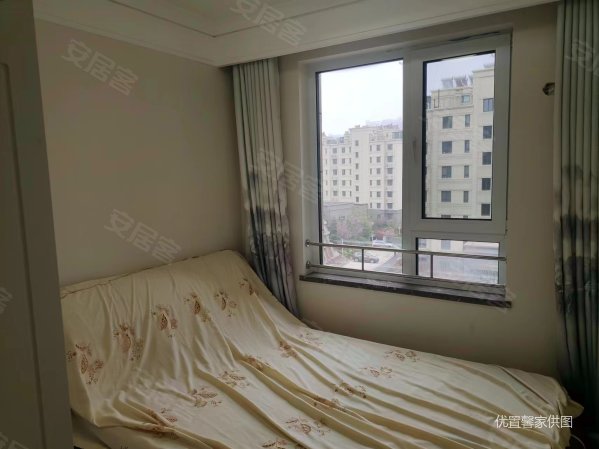 急售叶语东山电梯洋房元宝户型精装修全天采光好房