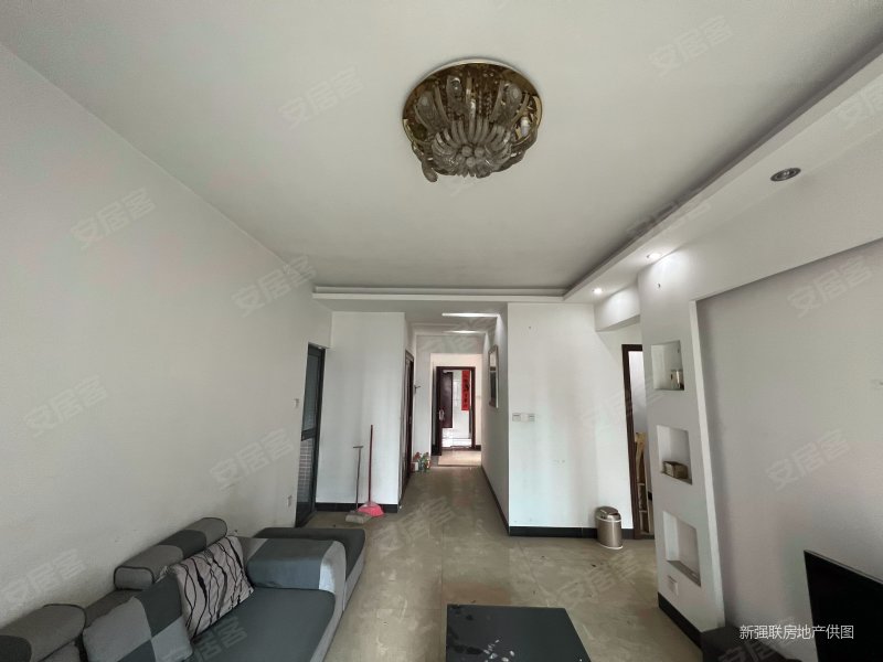 张家边带电梯装修好购物方便满五刚需小三居