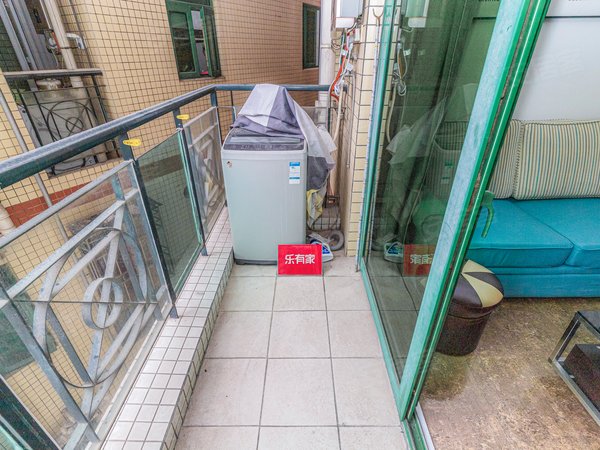 【多图】罗湖金岸,火车站租房,罗湖金岸 2室2厅1卫 69平 配套齐全