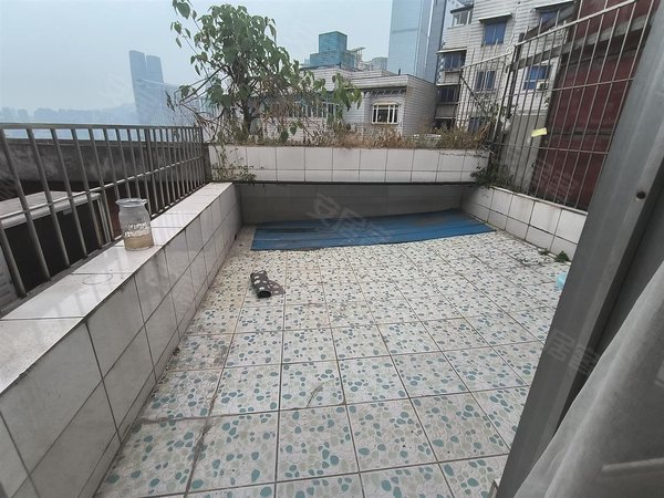 【多图】怡景大厦,临江门租房,临江门附二医院旁 正规两房带超大露台