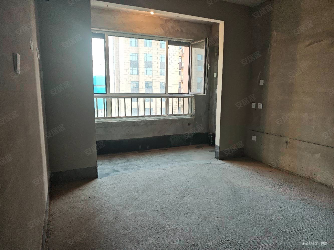 中国府2室2厅1卫98㎡南北85万