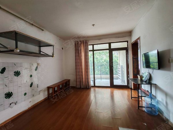 苏州常熟万达广场景天花园景天花园精装两房 可合租 低楼层 交通方便