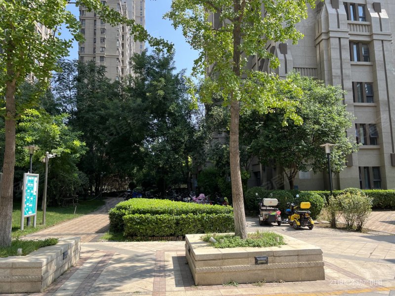 远见小区 近40和43楼龄新 精装可拎包入住 业主急售