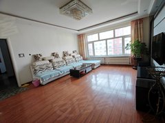 海拉尔河西伊仕丹购物广场区医院旁边天颐园电梯六楼南北随时看房一年 1.8 海桥东升出租房源真实图片