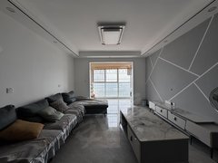 鄢陵鄢陵城区城区中心急租，鼎华时代广场精装三房。家电齐全，拎包入住出租房源真实图片