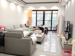 岑溪岑溪城区城区万通丽城,精装3房出租,拎包入住,电梯房,有位置停车出租房源真实图片