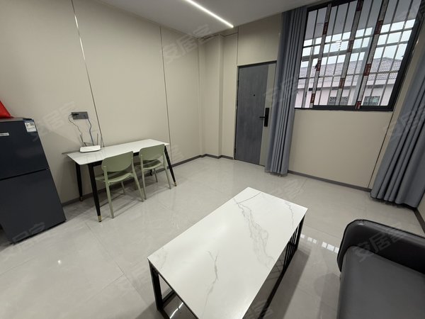 金华东阳东阳市中心吴宁西路70号楼人民医院，接官亭，空间大，精装修，性价比超高，环境好拎包入住出租房源真实图片