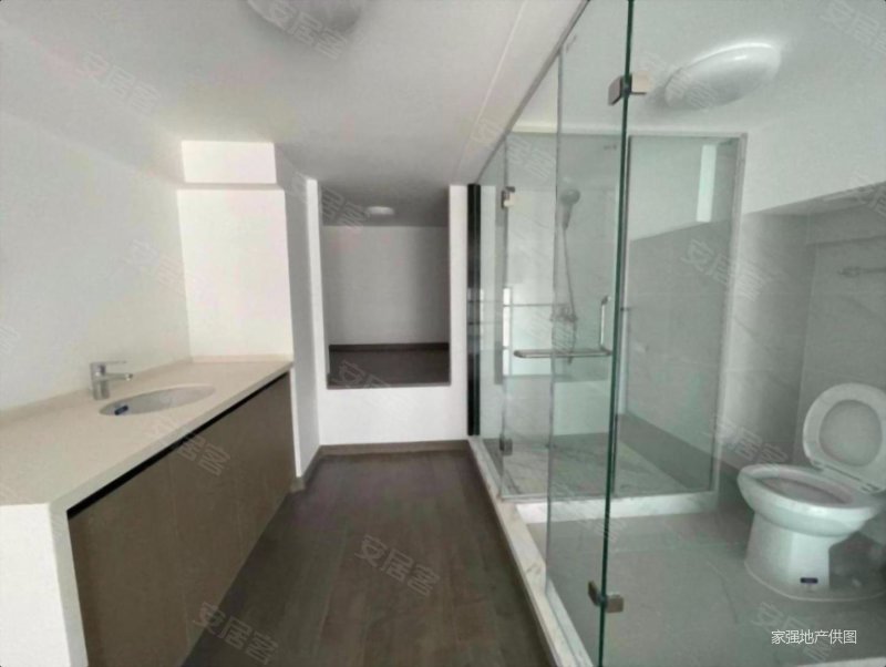 有地暖,现房地铁口!带装修loft复式!看房有钥匙,海月星湾