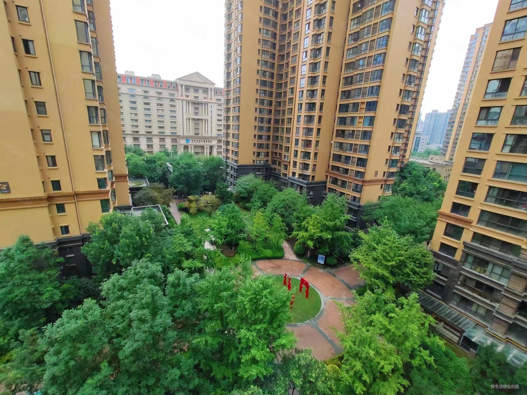 西安房产网>西安二手房>高新区二手房>大寨路二手房>融侨城(西区二三