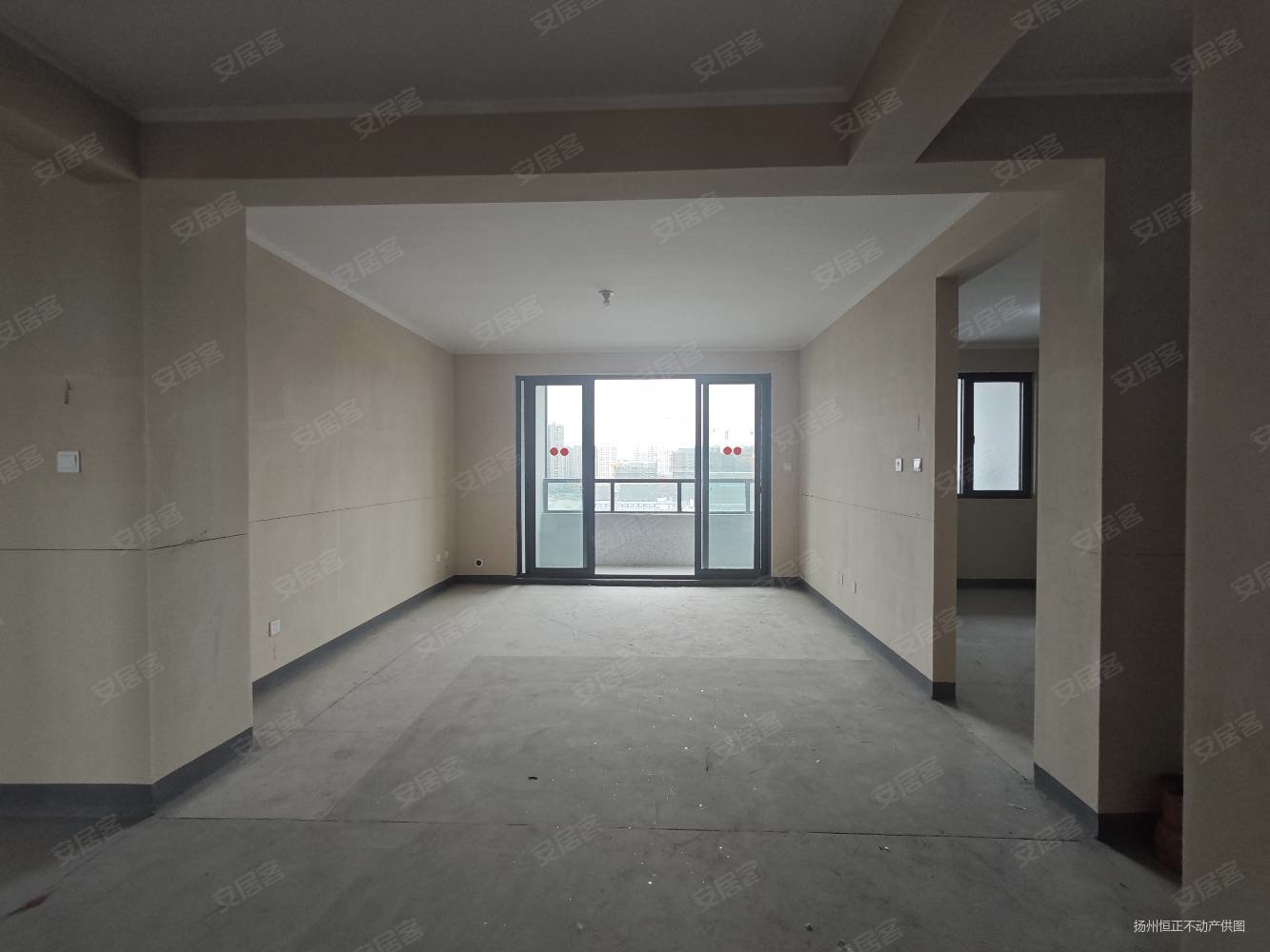 扬州房产网>扬州二手房>江都二手房>仙城北路二手房>玲珑公馆>1333