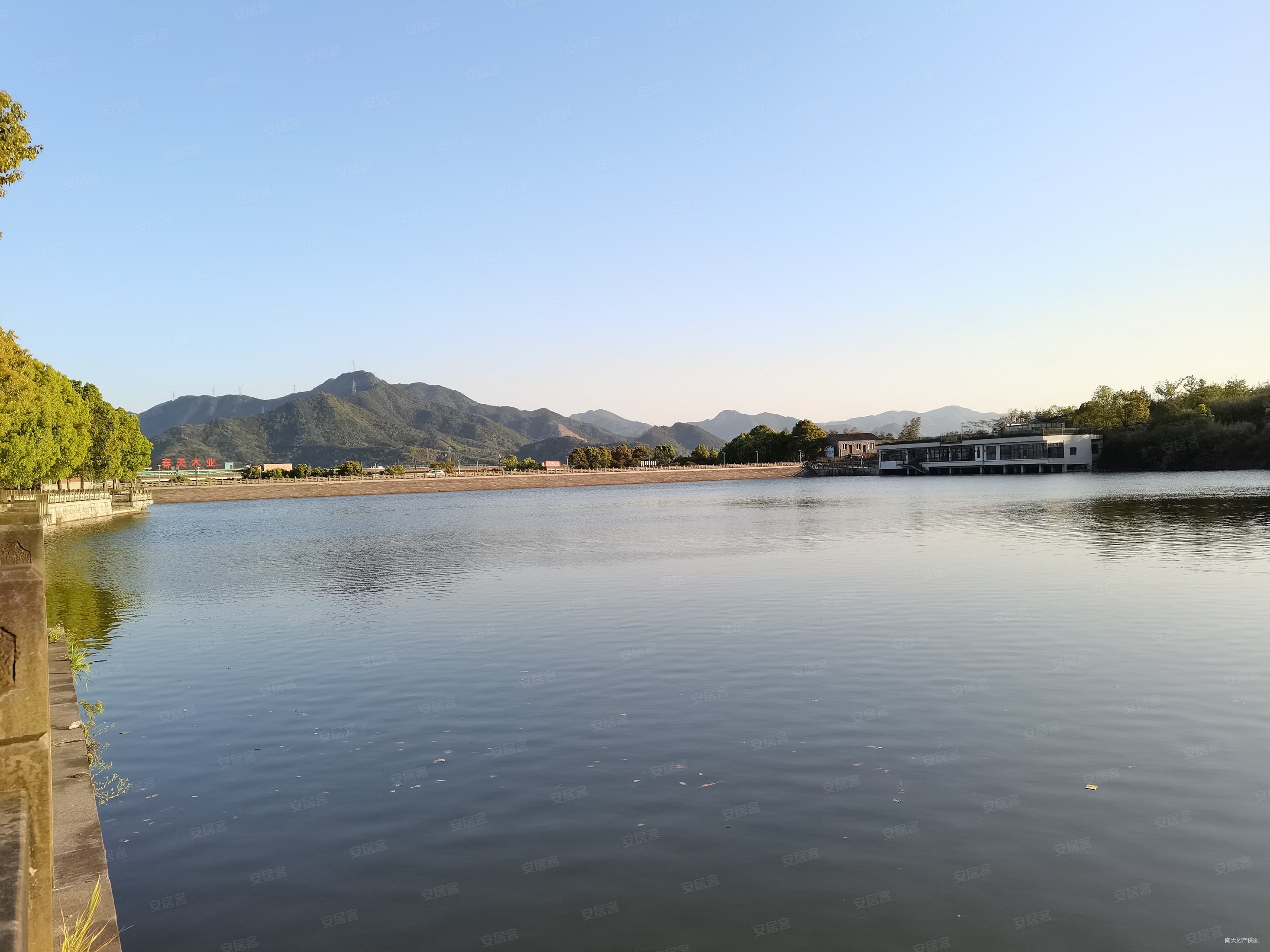 朝南滕园228平5室2厅满二采光好周边商圈成熟