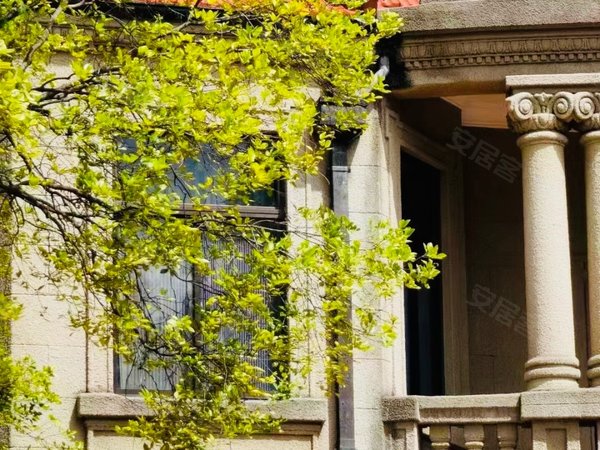 上海静安静安寺愚园路532弄小区独立花园近600平 特别适合企业总部