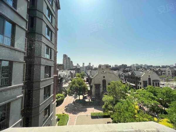 天津开发区第二大街贝肯山莫缇园南北通透 精装修 租金低 采光好 位置